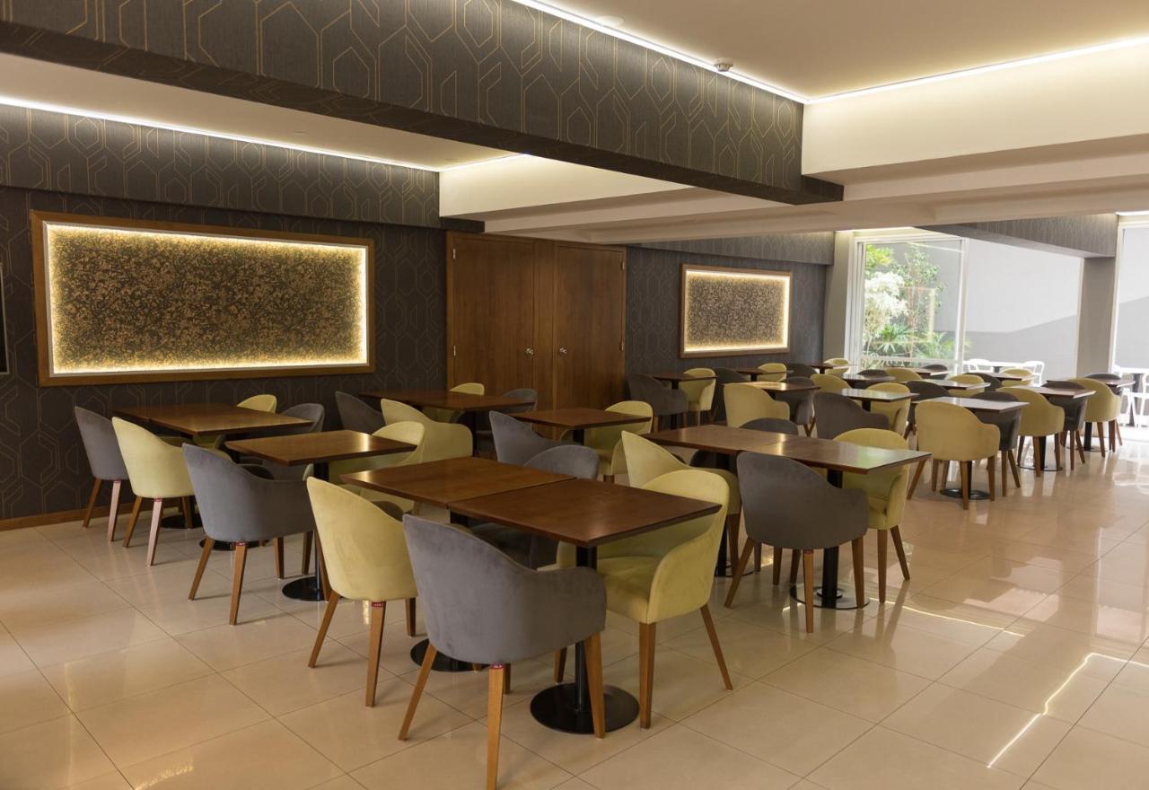 Urbana Class Hotel メンドーサ エクステリア 写真