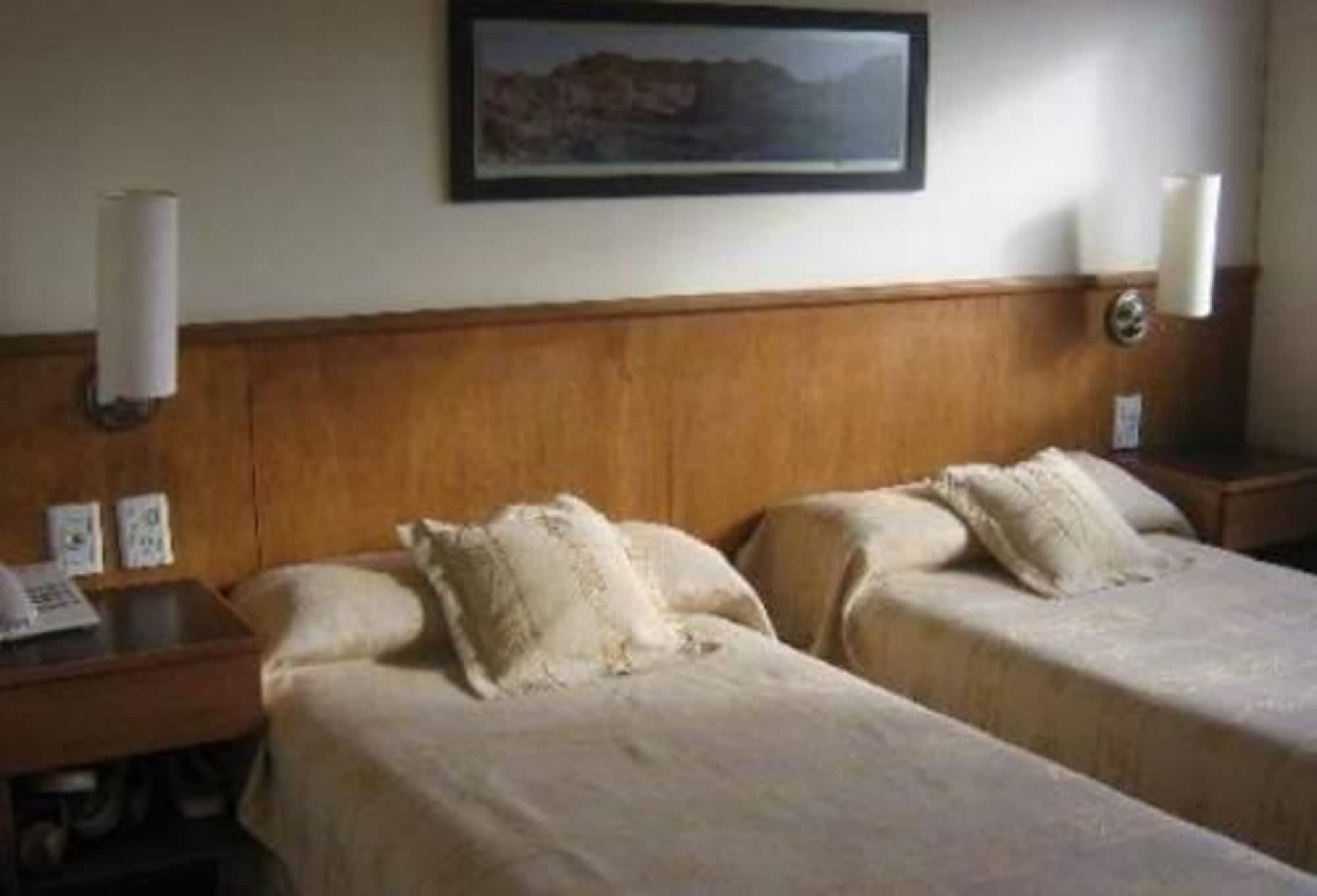 Urbana Class Hotel メンドーサ エクステリア 写真